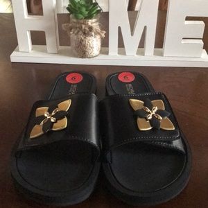 MK sandals